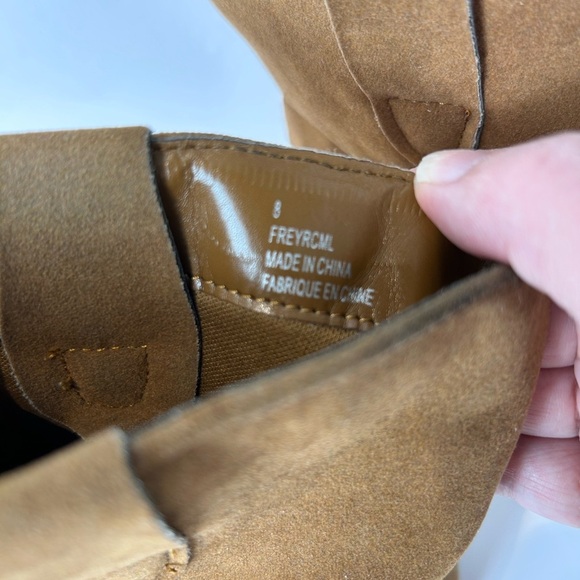 Expression tan low boots, Size 8, faux suede, western cowboy festival - Picture 7 of 7